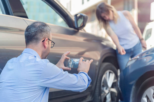 Professional Sr22 Insurance technician working in Jasper, IN